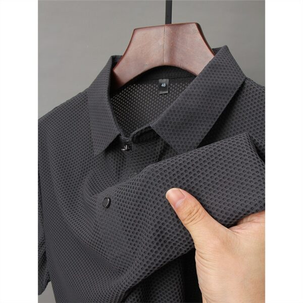 Fashion Ice Silk Men's Short-sleeved T-shirt - Image 4